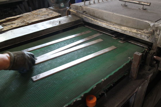 HSS Houtplaner Messenbladen 350mm voor het maken van houtvorm maatwerk Grootte en vorm